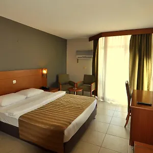Surtel 3*, Kusadasi Turquía
